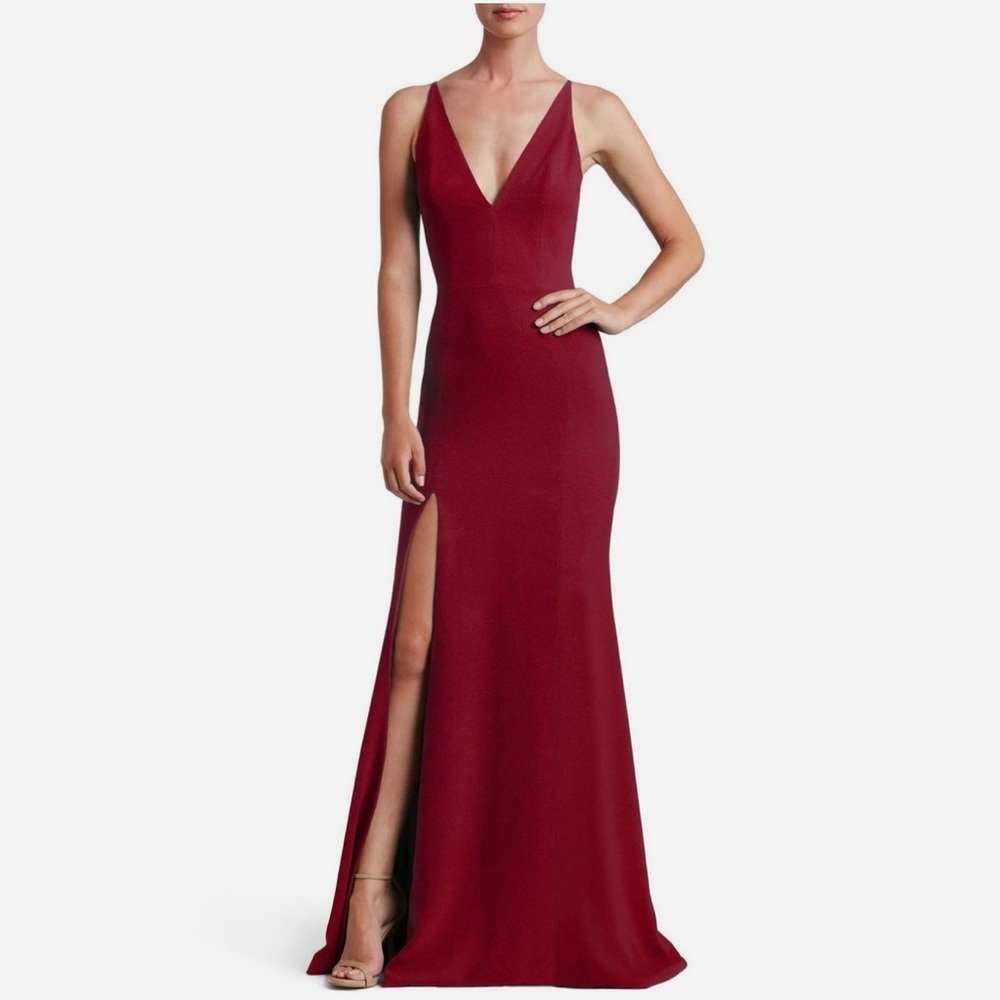 Dress the Population Iris Slip Crepe Gown in Garnet LIKE NEW and DRY CLEANED